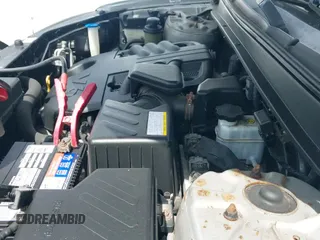 2009 Hyundai Santa Fe SE z VIN 5NMSH73E89H253212, wystawiony jako IAAI lot #41937381 z przebiegiem 84 066 mil mil oraz . Historia ofert i sprzedaży dostępna na DreamBid. Obrazek 20.