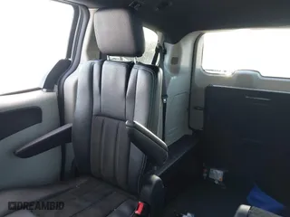 2019 Dodge Grand Caravan SXT with VIN 2C4RDGCGXKR761883, listed as a IAAI auction lot 41822704 with 51,508 mi miles. Bid and sale history available at carsss.com. Image 8.