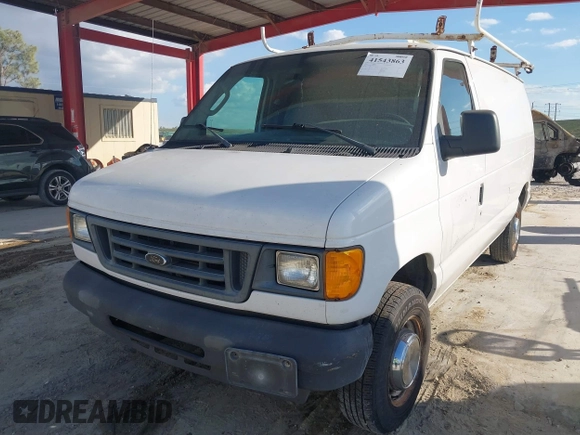 2005 Ford Econoline Cargo with VIN 1FTNE24L35HA46731, listed as a IAAI auction lot 41543863 with 179,541 mi miles. Bid and sale history available at carsss.com. Image 2.
