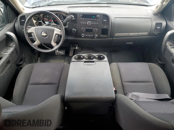 2011 Chevrolet Silverado 1500 LT with VIN 3GCPKSE33BG272919, listed as a Copart auction lot 51227155 with 140,936 mi miles and Salvage Title. Bid and sale history available at DreamBid. Image 8.