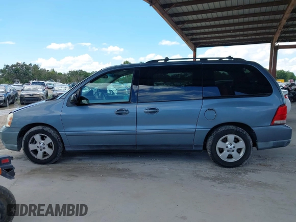 2004 Ford Freestar SES z VIN 2FMZA576X4BA05461, wystawiony jako IAAI lot #42255432 z przebiegiem 115 971 mil mil oraz . Historia ofert i sprzedaży dostępna na DreamBid. Obrazek 14.