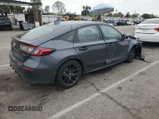 2025 Honda Civic Sport z VIN 19XFL2H83SE010135, wystawiony jako Copart lot #53085035 z przebiegiem 4183 mil mil oraz Szkoda całkowita • Salvage title. Historia ofert i sprzedaży dostępna na DreamBid. Obrazek 3.
