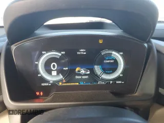 2015 BMW i8 z VIN WBY2Z2C58FV391376, wystawiony jako Copart lot #47265335 z przebiegiem 92 959 mil mil oraz Szkoda całkowita • Salvage title. Historia ofert i sprzedaży dostępna na DreamBid. Obrazek 9.