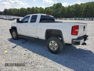 2018 GMC Sierra 1500 with VIN 1GT21SEG2JZ229378, listed as a Copart auction lot 67963734 with 144,146 mi miles and Salvage Title. Bid and sale history available at DreamBid. Image 2.