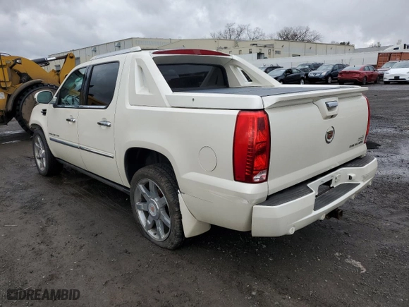 2013 Cadillac Escalade EXT Premium with VIN 3GYT4NEF7DG362186, listed as a Copart auction lot 47629115 with 155,003 mi miles and Salvage Title. Bid and sale history available at carsss.com. Image 2.