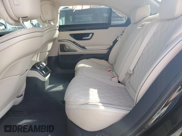 2024 Mercedes-Benz S 580e with VIN W1K6G6KB9RA287889, listed as a Copart auction lot 79701824 with 165 mi miles and Salvage Title. Bid and sale history available at DreamBid. Image 10.