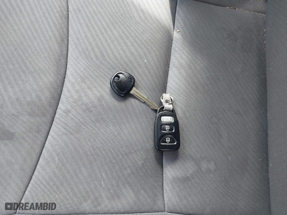2012 Hyundai Elantra GLS with VIN 5NPDH4AE2CH117405, listed as a IAAI auction lot 41916422 with 149,121 mi miles. Bid and sale history available at carsss.com. Image 11.