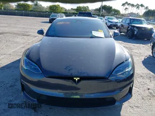2023 Tesla Model S Plaid с VIN 5YJSA1E62PF530538, выставлен на аукционе IAAI как лот 41553415 с пробегом 31 392 миль миль и . История ставок и продаж доступна на DreamBid. Изображение 12.