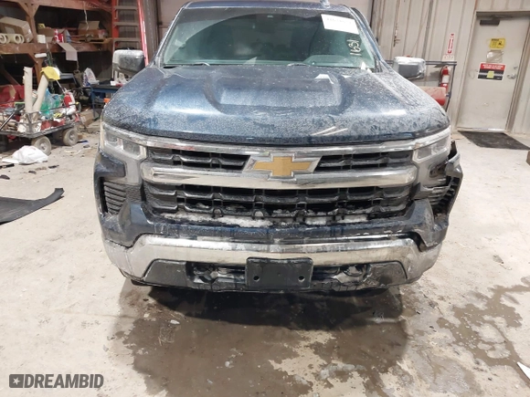 2022 Chevrolet Silverado 1500 LT with VIN 3GCPDKEK4NG530970, listed as a IAAI auction lot 41621631 with 70,637 mi miles. Bid and sale history available at carsss.com. Image 12.