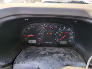 2003 Volkswagen EuroVan MV с VIN WV2NB47083H002700, выставлен на аукционе Copart как лот 76117874 с пробегом 186 942 миль миль и На запчасти • Non repairable. История ставок и продаж доступна на DreamBid. Изображение 9.