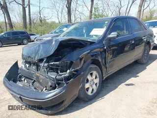 2004 Toyota Avalon XL with VIN 4T1BF28BX4U368060, listed as a IAAI auction lot 42012961 with 210,986 mi miles and . Bid and sale history available at carsss.com. Image 6.