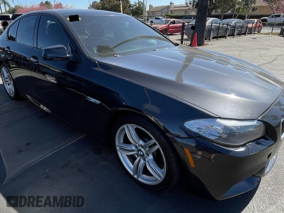 2013 BMW 5 Series 535i with VIN WBAFR7C59DC818571, listed as a Copart auction lot 51173235 with 158,098 mi miles and Clean Title. Bid and sale history available at DreamBid. Image 1.