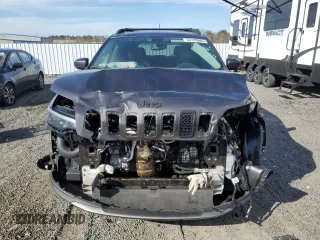 2019 Jeep Cherokee Limited with VIN 1C4PJMDX1KD310146, listed as a Copart auction lot 53109865 with 100,234 mi miles and Salvage Title. Bid and sale history available at carsss.com. Image 5.