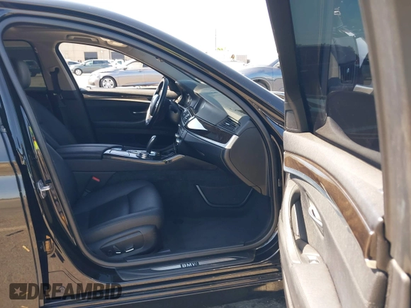 2015 BMW 5 Series 528i with VIN WBA5A5C51FD516003, listed as a IAAI auction lot 42386713 with 105,317 mi miles and . Bid and sale history available at DreamBid. Image 5.