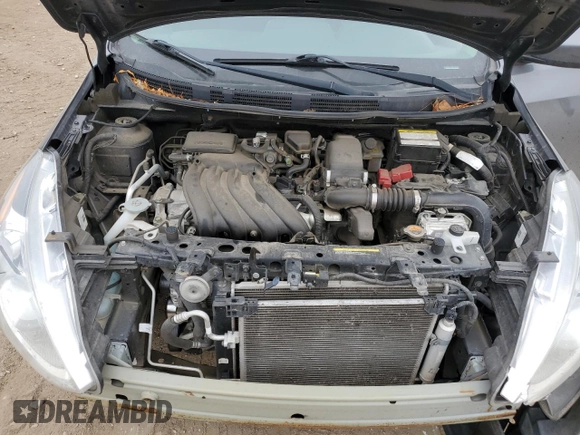 2017 Nissan Versa SV z VIN 3N1CN7AP4HL898851, wystawiony jako Copart lot #43182395 z przebiegiem 94 626 mil mil oraz Szkoda całkowita • Salvage title. Historia ofert i sprzedaży dostępna na DreamBid. Obrazek 13.