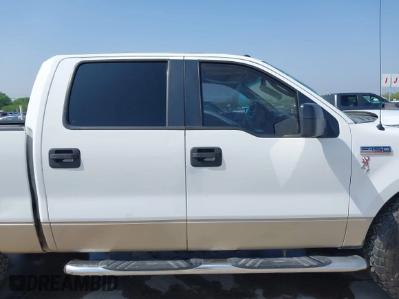 2007 Ford F-150 XLT z VIN 1FTRW12WX7KC53550, wystawiony jako IAAI lot #41909529 z przebiegiem 167 206 mil mil oraz . Historia ofert i sprzedaży dostępna na DreamBid. Obrazek 13.