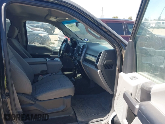 2018 Ford F-250 XL с VIN 1FT7W2B64JEC77975, выставлен на аукционе IAAI как лот 41854388 с пробегом 151 901 миль миль и . История ставок и продаж доступна на DreamBid. Изображение 5.