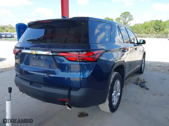 2023 Chevrolet Traverse LS with VIN 1GNERFKWXPJ131562, listed as a IAAI auction lot 41696940 with 25,791 mi miles. Bid and sale history available at carsss.com. Image 4.