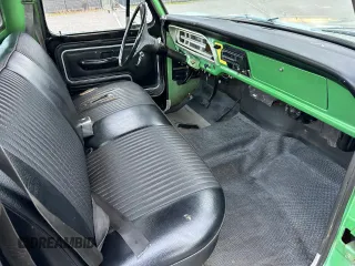 1972 Ford F-250 z VIN F25HRP24651, wystawiony jako Copart lot #78498264 z przebiegiem 34 487 mil mil oraz Szkoda całkowita • Salvage title. Historia ofert i sprzedaży dostępna na DreamBid. Obrazek 9.