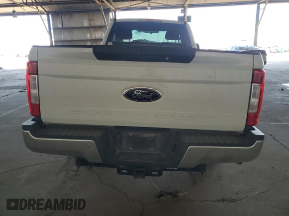 2019 Ford Super Duty F-250 SRW XL with VIN 1FTBF2A65KEE74702, listed as a Copart auction lot 46622595 with 69,527 mi miles and Salvage Title. Bid and sale history available at carsss.com. Image 6.