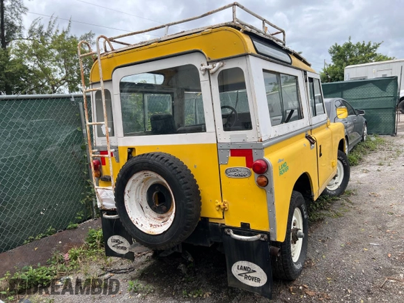 1977 Land Rover Defender с VIN 93000865, выставлен на аукционе Copart как лот 60679895 с пробегом 28 339 миль миль и Чистый • Clean title. История ставок и продаж доступна на DreamBid. Изображение 4.