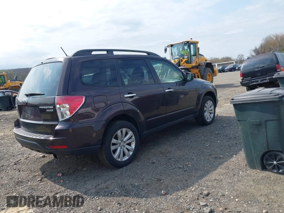 2013 Subaru Forester 2.5X Premium with VIN JF2SHADC0DH418224, listed as a IAAI auction lot 42080009 with 119,435 mi miles. Bid and sale history available at carsss.com. Image 4.