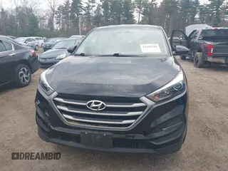 2018 Hyundai Tucson SE z VIN KM8J2CA47JU820390, wystawiony jako IAAI lot #42104349 z przebiegiem 11 725 mil mil oraz . Historia ofert i sprzedaży dostępna na DreamBid. Obrazek 19.