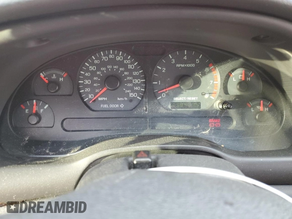 2004 Ford Mustang GT Deluxe z VIN 1FAFP42X54F221786, wystawiony jako Copart lot #47560645 z przebiegiem 138 407 mil mil oraz Szkoda całkowita • Salvage title. Historia ofert i sprzedaży dostępna na DreamBid. Obrazek 9.