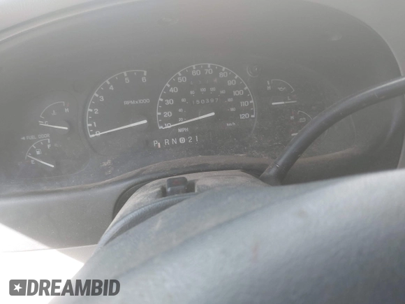1998 Ford Ranger XL z VIN 1FTYR14U5WTA68510, wystawiony jako IAAI lot #42109152 z przebiegiem 150 397 mil mil oraz . Historia ofert i sprzedaży dostępna na DreamBid. Obrazek 7.