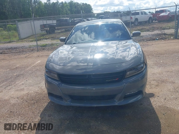 2017 Dodge Charger SXT z VIN 2C3CDXHG4HH523450, wystawiony jako IAAI lot #42385047 z przebiegiem 162 302 mil mil oraz . Historia ofert i sprzedaży dostępna na DreamBid. Obrazek 12.