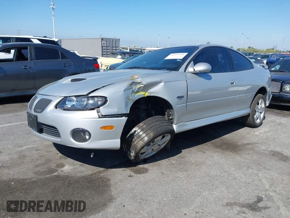 2005 Pontiac GTO with VIN 6G2VX12U05L369686, listed as a IAAI auction lot 41975716 with 64,893 mi miles. Bid and sale history available at carsss.com. Image 2.