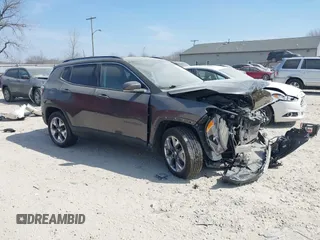 2020 Jeep Compass Limited with VIN 3C4NJDCB1LT245890, listed as a IAAI auction lot 41791500 with 51,042 mi miles. Bid and sale history available at carsss.com. Image 1.