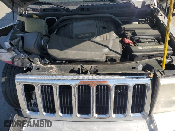 2007 Jeep Commander Limited with VIN 1J8HH58247C659716, listed as a Copart auction lot 50767605 with 235,901 mi miles and Salvage title. Bid and sale history available at DreamBid. Image 12.