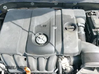 2012 Volkswagen Jetta SE with VIN 3VWDX7AJ1CM389470, listed as a IAAI auction lot 41011343 with 133,295 mi miles and . Bid and sale history available at DreamBid. Image 12.