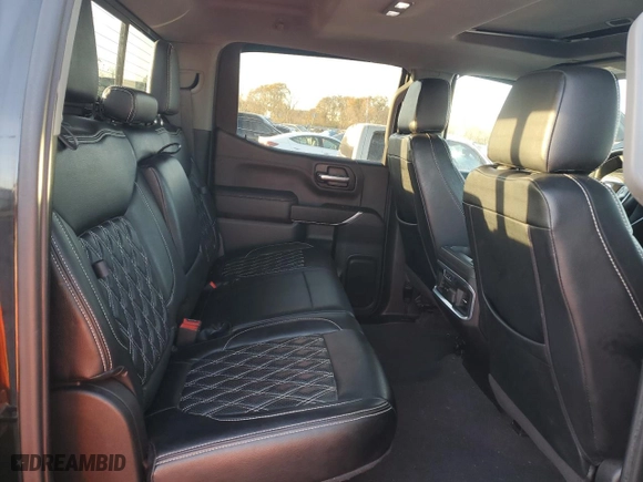2020 GMC Sierra 1500 Denali with VIN 1GTU9FEL5LZ106974, listed as a Copart auction lot 83200414 with 33,119 mi miles and Salvage Title. Bid and sale history available at carsss.com. Image 10.