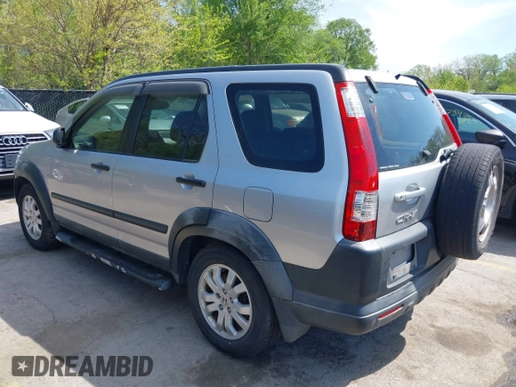 2005 Honda CR-V LX with VIN JHLRD78525C040139, listed as a IAAI auction lot 42097811 with 306,718 mi miles. Bid and sale history available at carsss.com. Image 3.