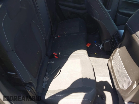 2023 Jeep Grand Cherokee Laredo with VIN 1C4RJHAG7P8910819, listed as a IAAI auction lot 42025847 with 30,368 mi miles and . Bid and sale history available at DreamBid. Image 8.