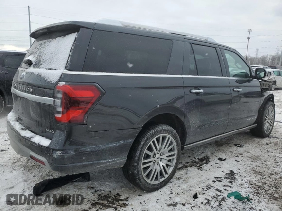 2023 Ford Expedition Max Platinum with VIN 1FMJK1M87PEA25684, listed as a Copart auction lot 42228045 with 9,861 mi miles and Clean title. Bid and sale history available at DreamBid. Image 3.
