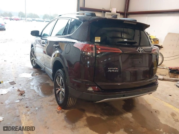 2018 Toyota RAV4 XLE with VIN 2T3WFREV4JW506543, listed as a IAAI auction lot 41720747 with 43,277 mi miles. Bid and sale history available at carsss.com. Image 3.