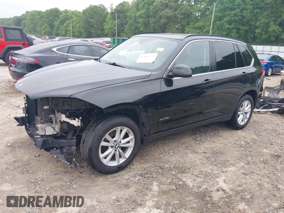2014 BMW X5 xDrive35i z VIN 5UXKR0C58E0H26011, wystawiony jako IAAI lot #42147773 z przebiegiem 131 173 mil mil oraz . Historia ofert i sprzedaży dostępna na DreamBid. Obrazek 2.