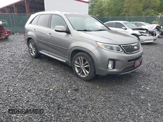 2014 Kia Sorento SX z VIN 5XYKWDA76EG466169, wystawiony jako IAAI lot #42210194 z przebiegiem 99 572 mil mil oraz . Historia ofert i sprzedaży dostępna na DreamBid. Obrazek 1.