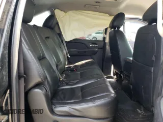 2008 Chevrolet Suburban Commercial with VIN 3GNGK26K38G313121, listed as a Copart auction lot 78526524 with 218,573 mi miles and Salvage Title. Bid and sale history available at carsss.com. Image 11.