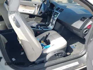 2013 Volvo C70 T5 with VIN YV1672MC0DJ139884, listed as a IAAI auction lot 41846044 with 89,838 mi miles. Bid and sale history available at carsss.com. Image 5.