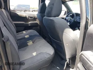 2021 Toyota Tacoma SR5 с VIN 3TMAZ5CN5MM148579, выставлен на аукционе IAAI как лот 42827117 с пробегом Не указан миль и . История ставок и продаж доступна на DreamBid. Изображение 8.