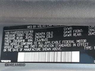 2012 Volvo XC60 3.0L with VIN YV4902DZ0C2337169, listed as a IAAI auction lot 42000698 with 123,726 mi miles. Bid and sale history available at carsss.com. Image 9.