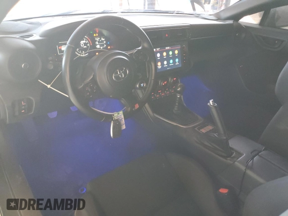 2022 Toyota 86 with VIN JF1ZNBB13N9752410, listed as a Copart auction lot 44781405 with 38,546 mi miles and Clean Title. Bid and sale history available at DreamBid. Image 8.