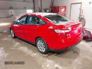 2012 Ford Focus SE с VIN 1FAHP3F21CL179277, выставлен на аукционе IAAI как лот 41840081 с пробегом 45 818 миль миль и . История ставок и продаж доступна на DreamBid. Изображение 3.