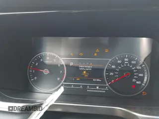 2022 Kia Sorento LX z VIN 5XYRG4LCXNG107106, wystawiony jako IAAI lot #42279041 z przebiegiem 83 189 mil mil oraz . Historia ofert i sprzedaży dostępna na DreamBid. Obrazek 7.