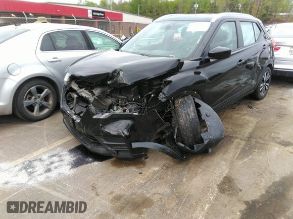 2020 Nissan Kicks SV z VIN 3N1CP5CV2LL491615, wystawiony jako IAAI lot #42011755 z przebiegiem 90 268 mil mil oraz . Historia ofert i sprzedaży dostępna na DreamBid. Obrazek 2.