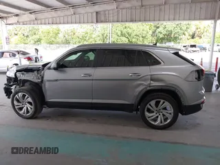 2021 Volkswagen Atlas SEL с VIN 1V2EE2CA9MC216892, выставлен на аукционе IAAI как лот 39943648 с пробегом 54 920 миль миль и . История ставок и продаж доступна на DreamBid. Изображение 15.